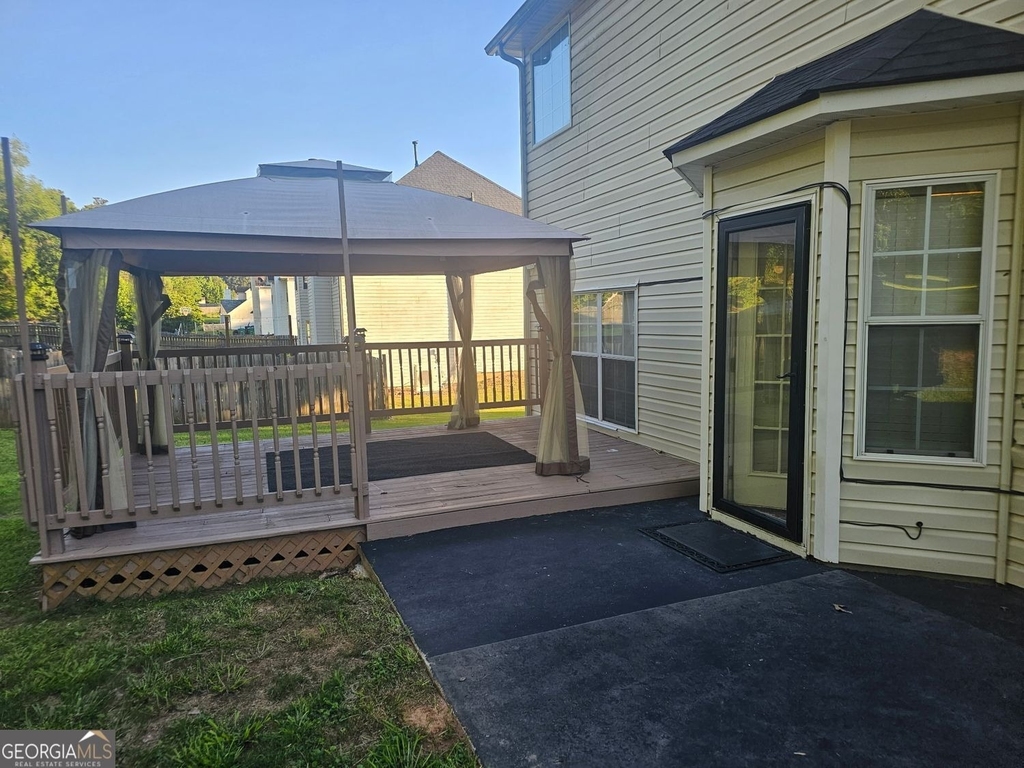 9376 Carnes Crossing Circle - Photo 15
