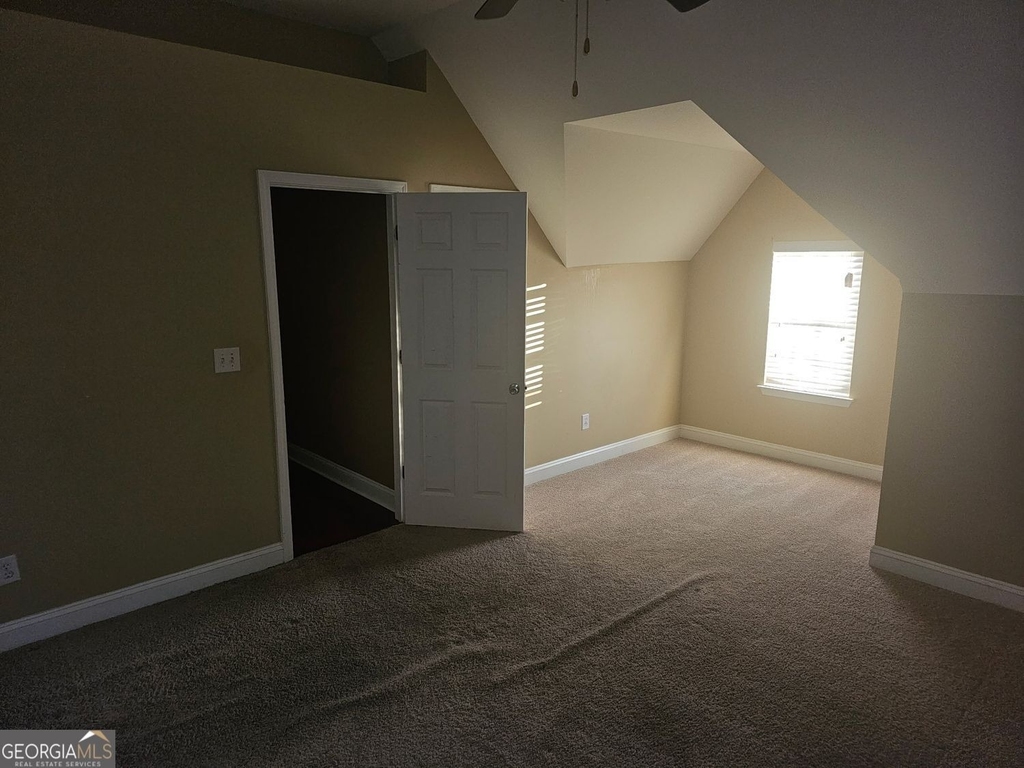 9376 Carnes Crossing Circle - Photo 10