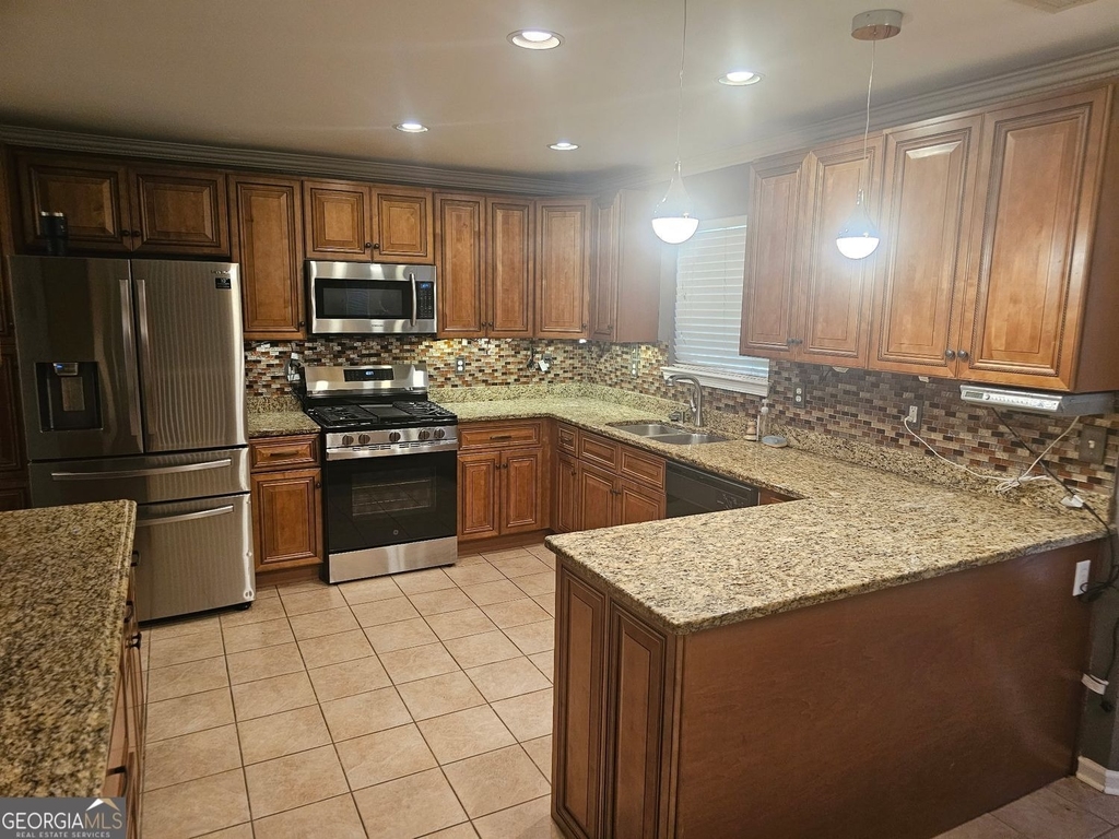 9376 Carnes Crossing Circle - Photo 5