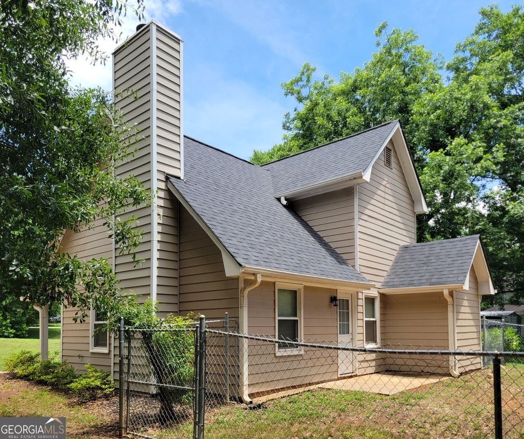 611 Leigh Court - Photo 11