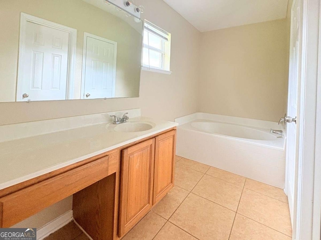 94 E Pine Bluff Boulevard - Photo 25