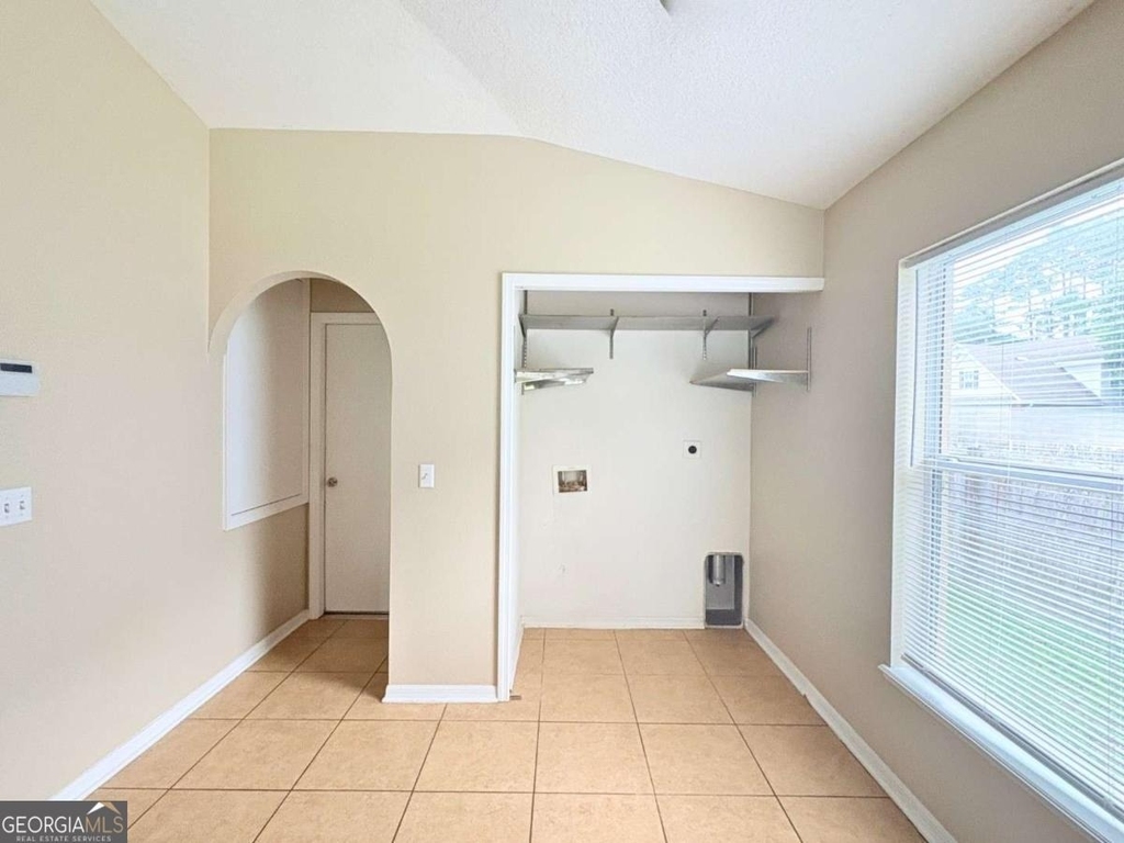 94 E Pine Bluff Boulevard - Photo 14