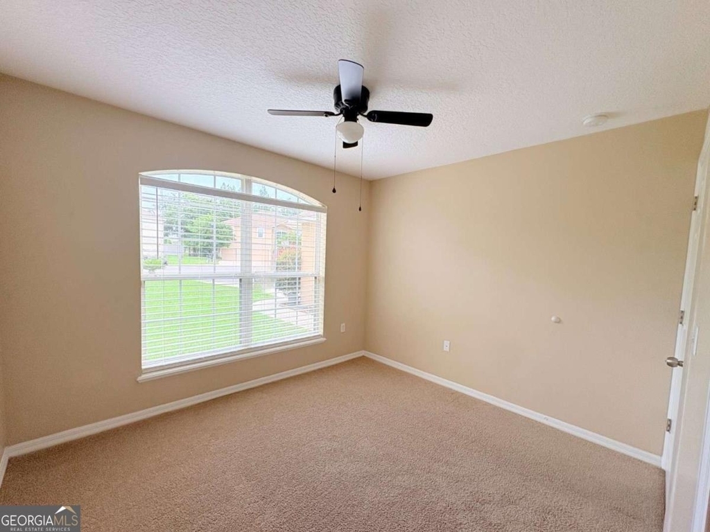 94 E Pine Bluff Boulevard - Photo 17