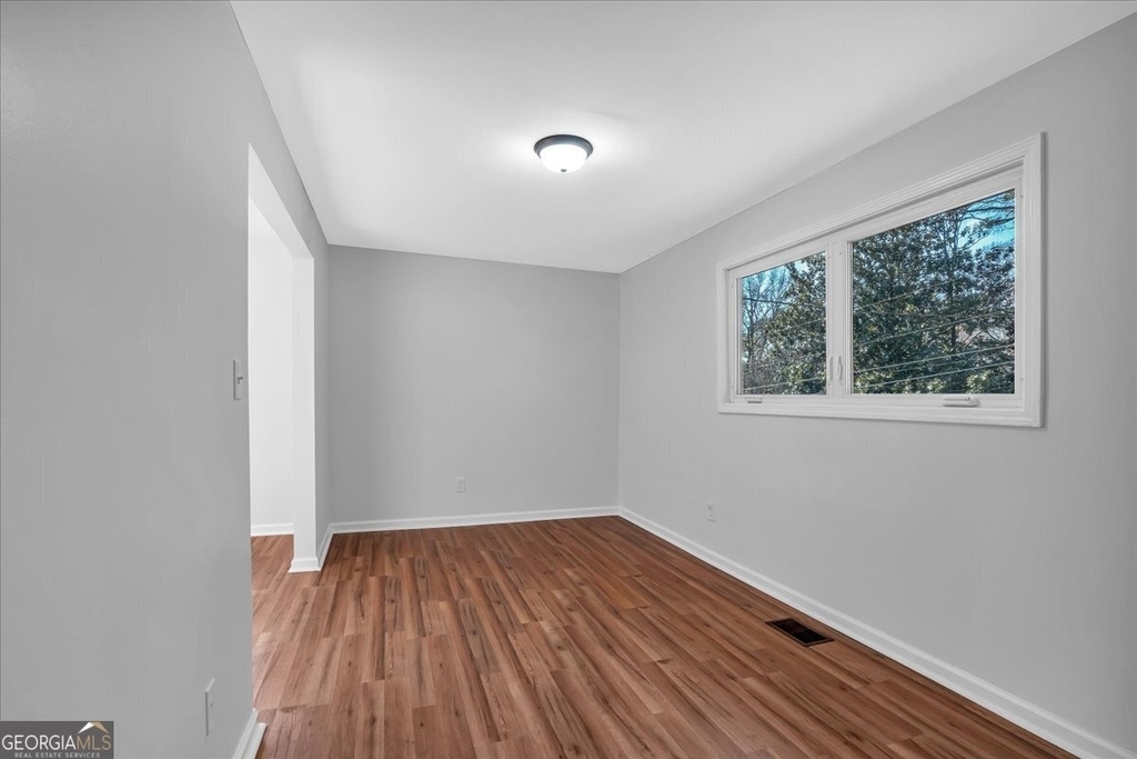2142 Cloverdale Drive Se - Photo 30