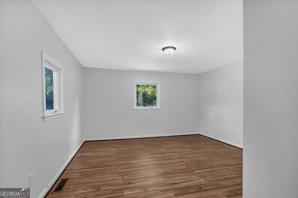 2142 Cloverdale Drive Se - Photo 34