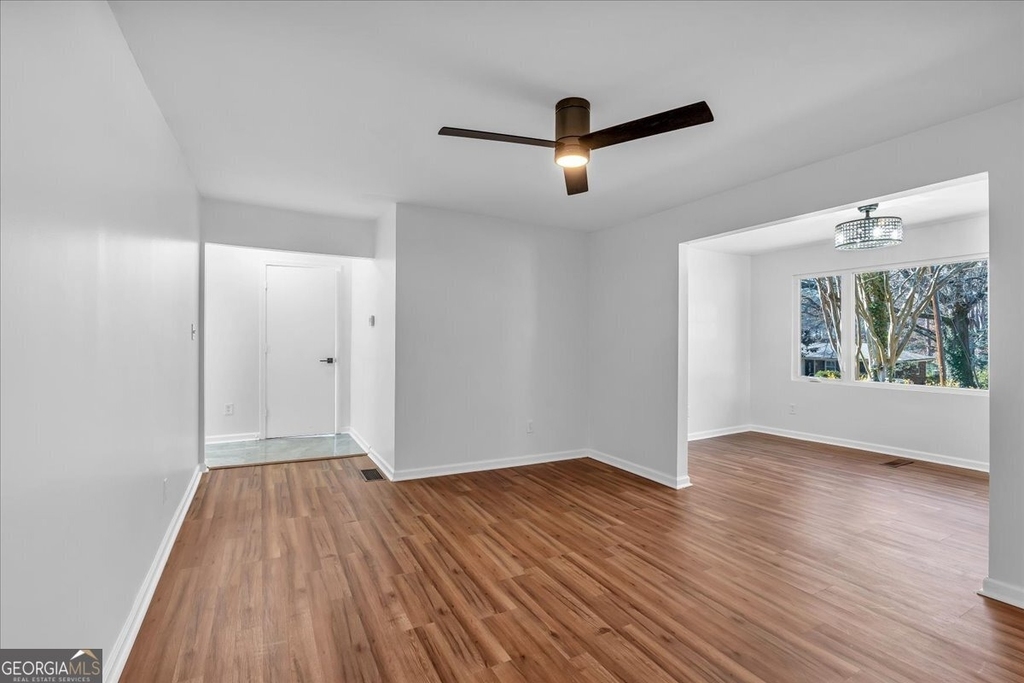 2142 Cloverdale Drive Se - Photo 16