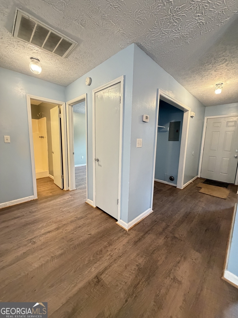 682 Timothy Road - Photo 3