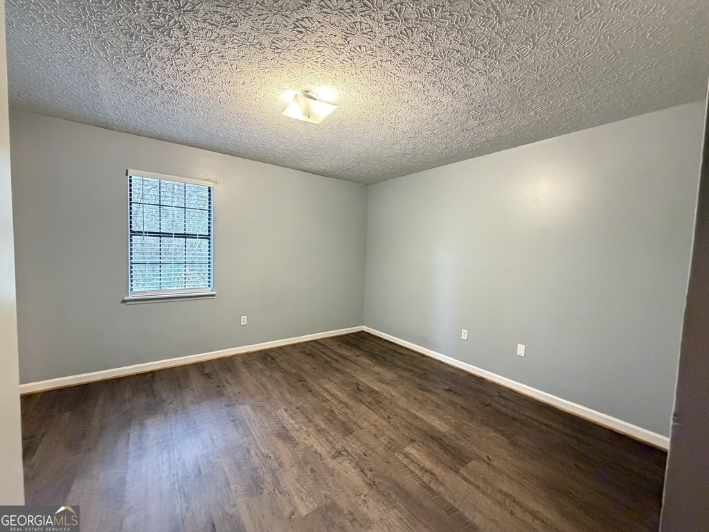 682 Timothy Road - Photo 7