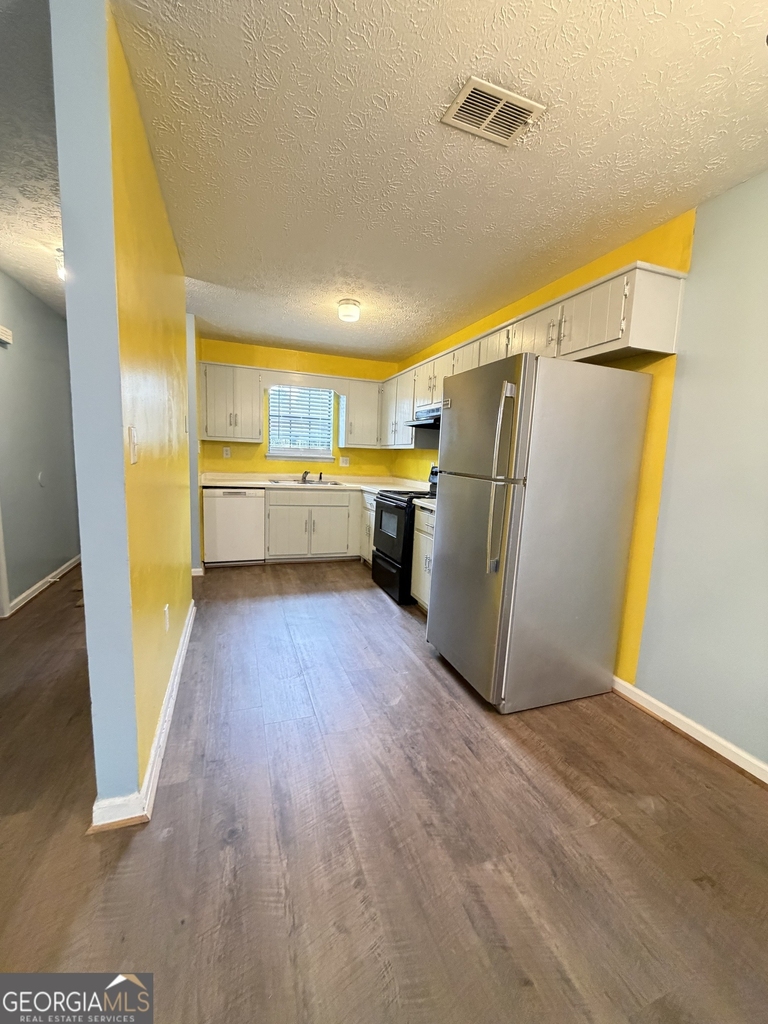 682 Timothy Road - Photo 1