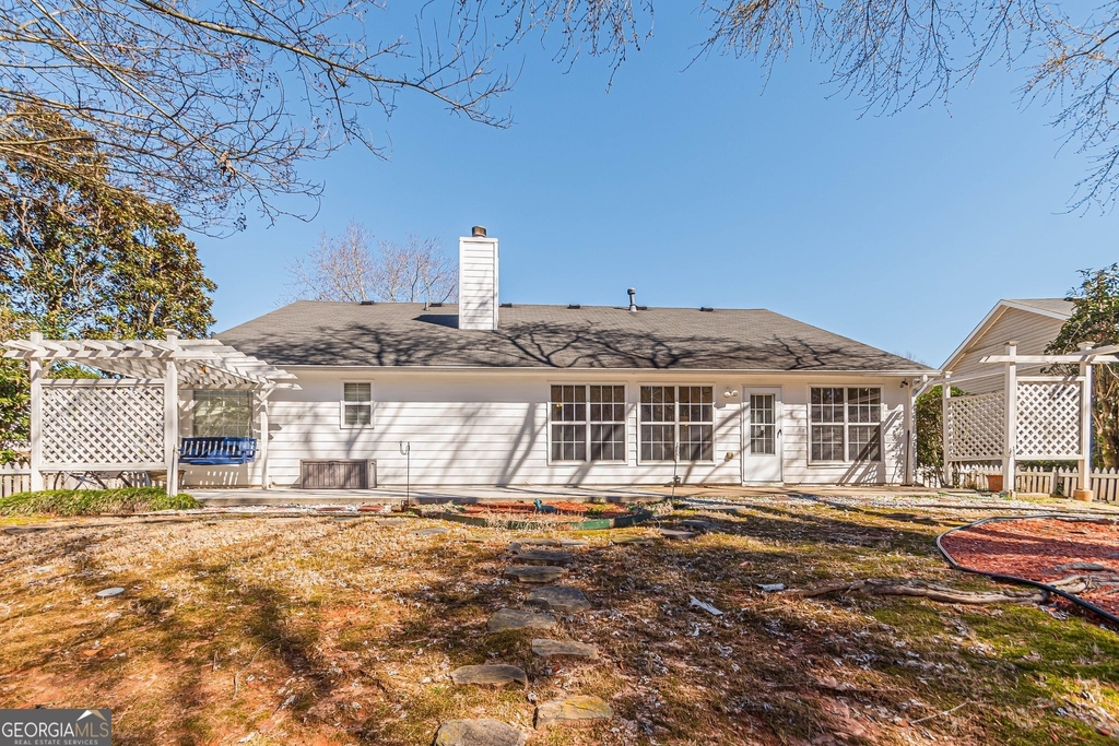 5755 Lakeview Circle - Photo 43