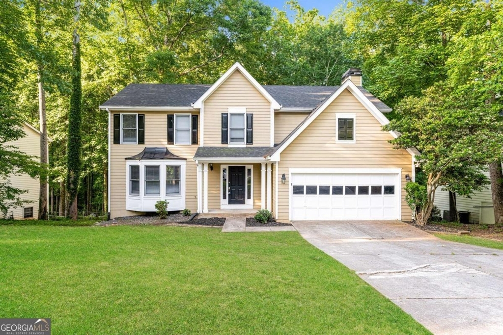 745 Mountain Oaks Parkway - Photo 0