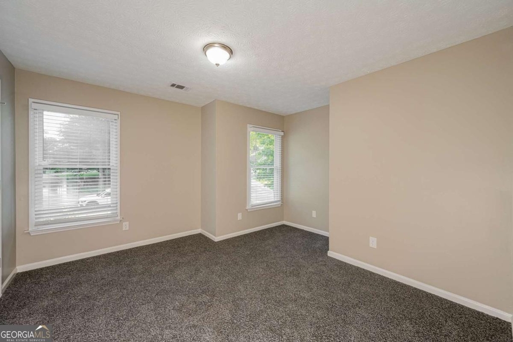 745 Mountain Oaks Parkway - Photo 10