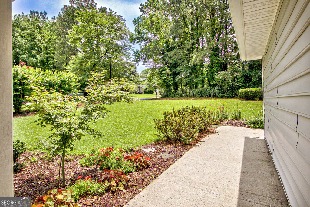 413 Deergrass Trail - Photo 4