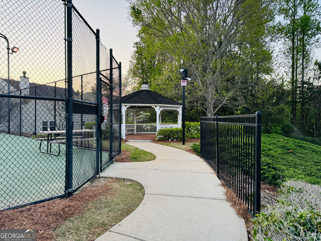 2515 Sheldon Place - Photo 32