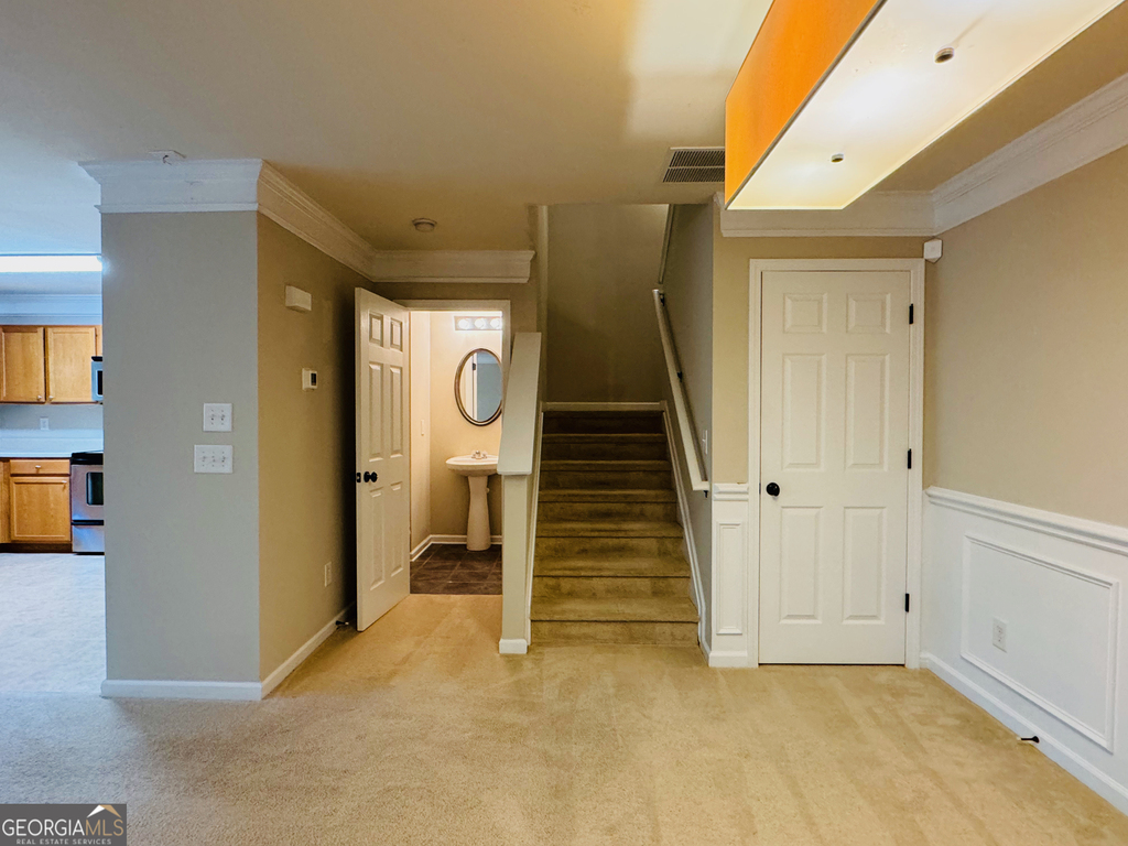 2515 Sheldon Place - Photo 12
