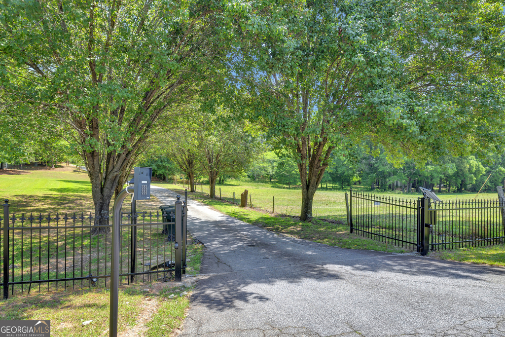 3442 Skyland Drive - Photo 13