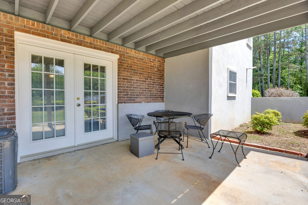 3442 Skyland Drive - Photo 3