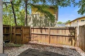 110 Moreland Avenue Se - Photo 8
