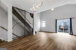 110 Moreland Avenue Se - Photo 2