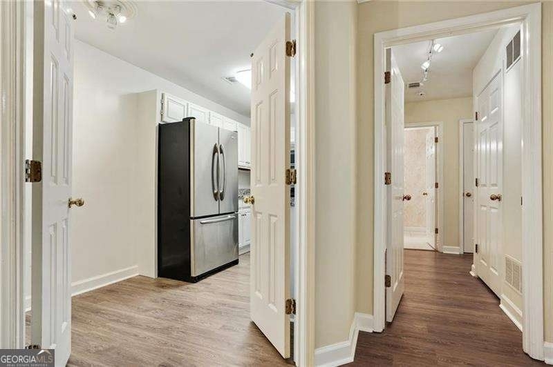 3203 Lenox Road Ne - Photo 4