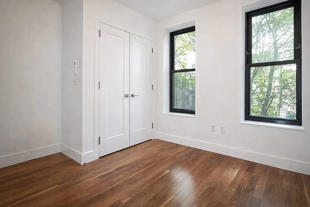 347 East 105th Street - Photo 3