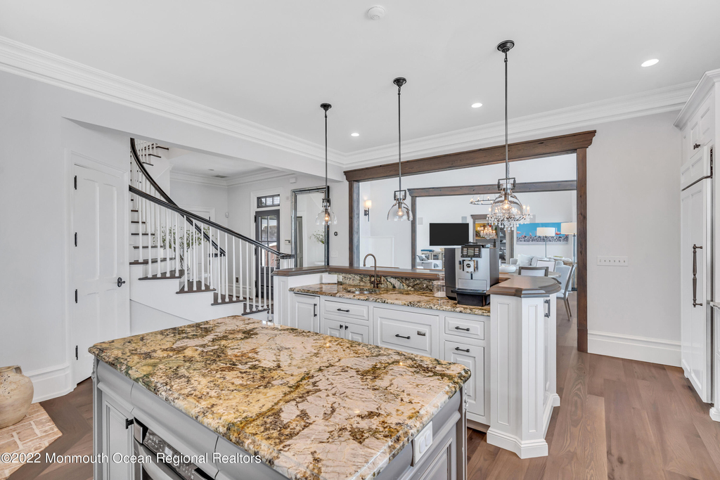 459 Normandy Drive - Photo 8