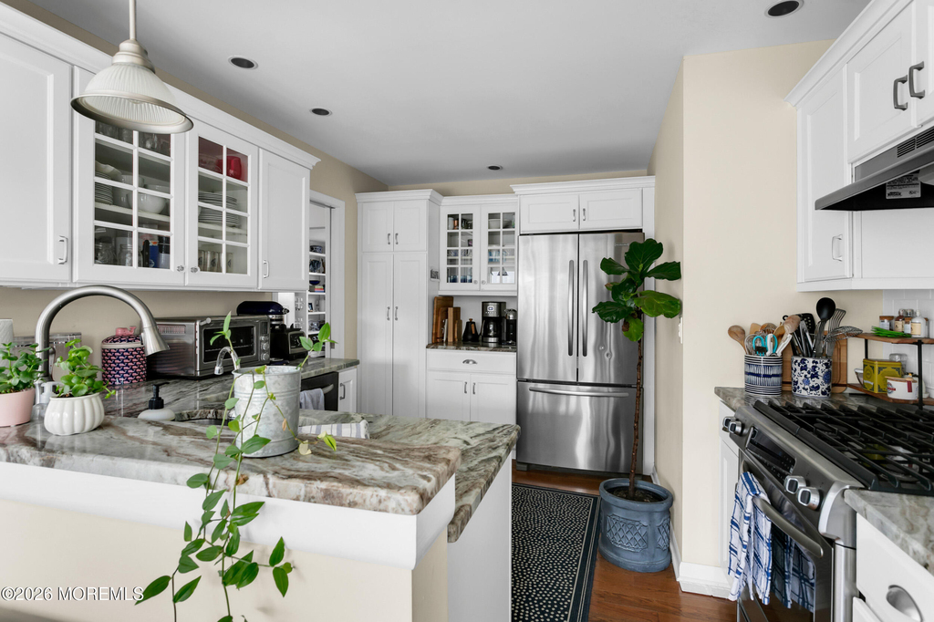 51 Egbert Street - Photo 2