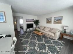 1401 Boulevard - Photo 3
