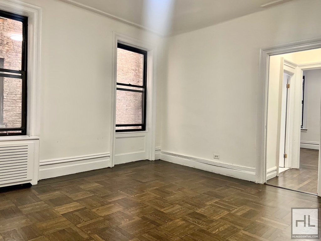 West 104 Street - Photo 2