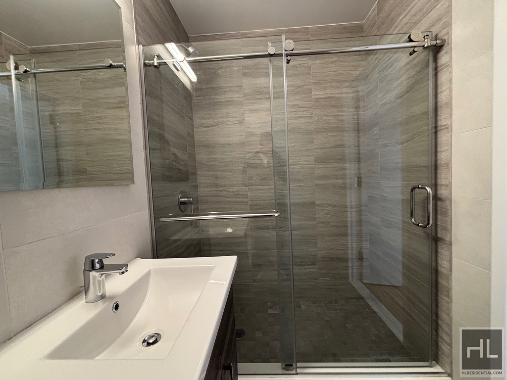 West 48th Street - Photo 5