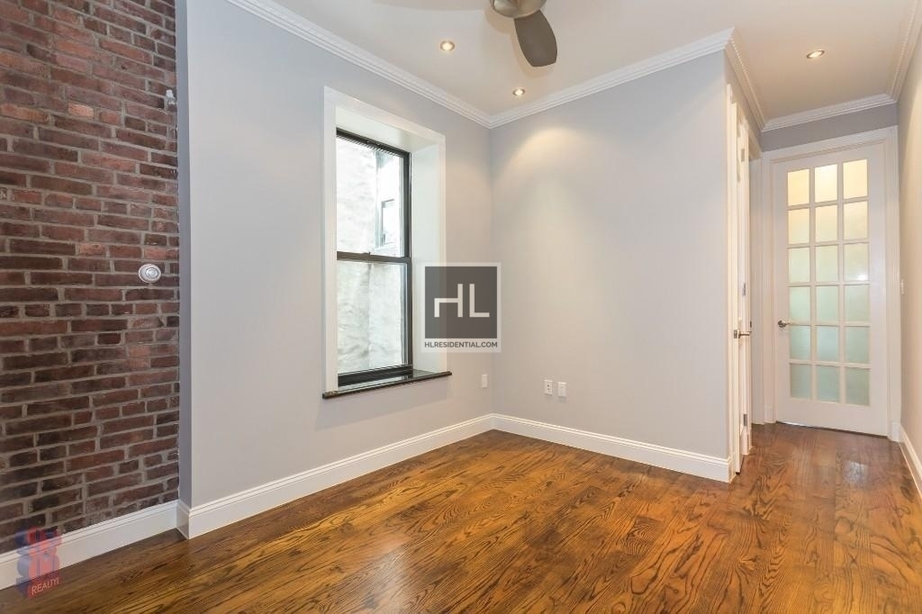 West 103rd Street - Photo 3