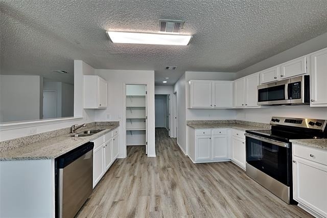 7900 Canoe Ridge Lane - Photo 4