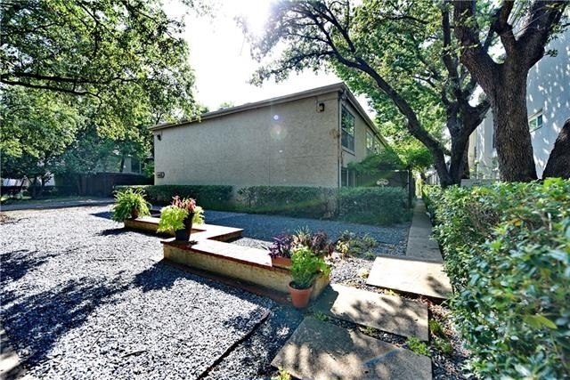 4431 Travis Street - Photo 0