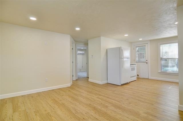 300 Meadow Park Drive - Photo 6