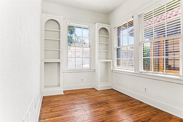4515 Swiss Avenue - Photo 11