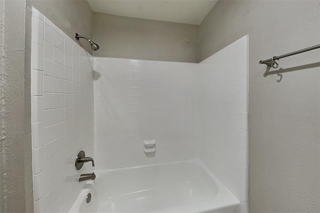 2611 Sprucewood Lane - Photo 8