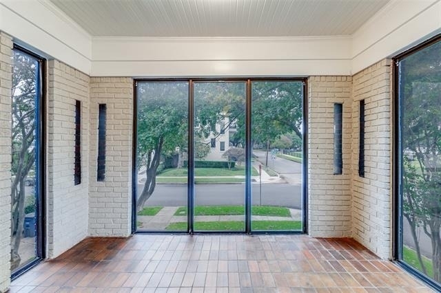 4503 Gilbert Avenue - Photo 10