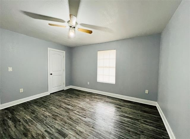 2621 E 12th Street - Photo 14