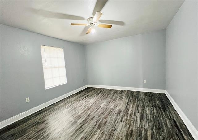 2621 E 12th Street - Photo 11