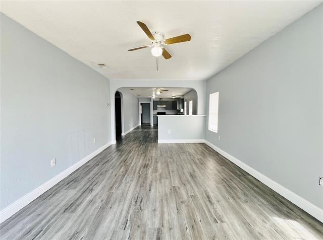 2621 E 12th Street - Photo 2