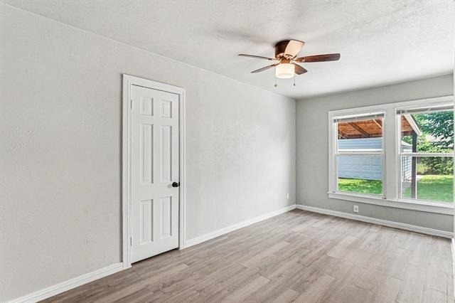 1108 E Robert Street - Photo 16