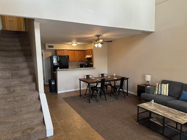 921 Bruce Way - Photo 1