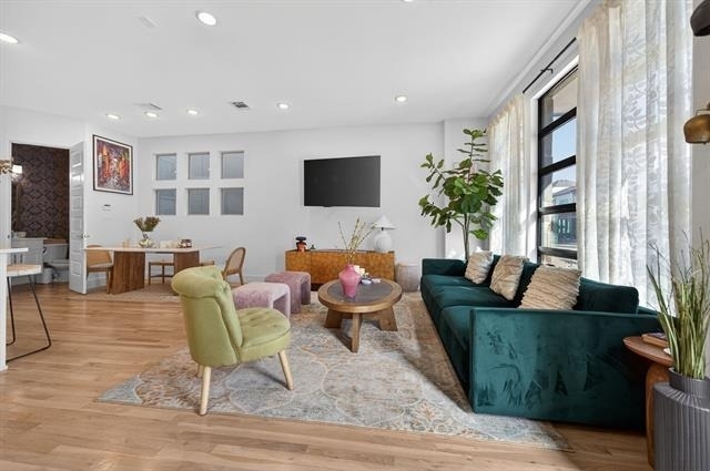 4933 Broadway Drive - Photo 3