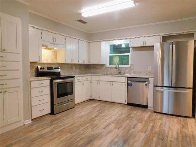 325 W Jones Street - Photo 10