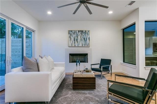 5425 Melrose Avenue - Photo 18