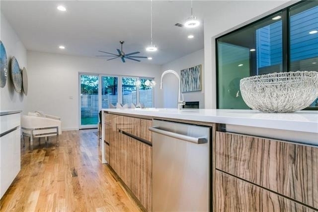 5425 Melrose Avenue - Photo 15