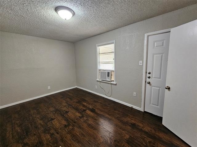 6401 Hollis Avenue - Photo 7