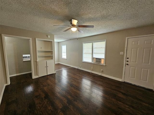 6401 Hollis Avenue - Photo 5