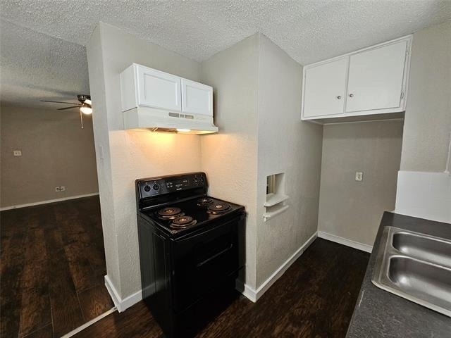 6401 Hollis Avenue - Photo 1