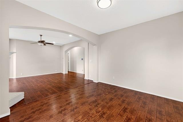 2124 Newport Drive - Photo 7